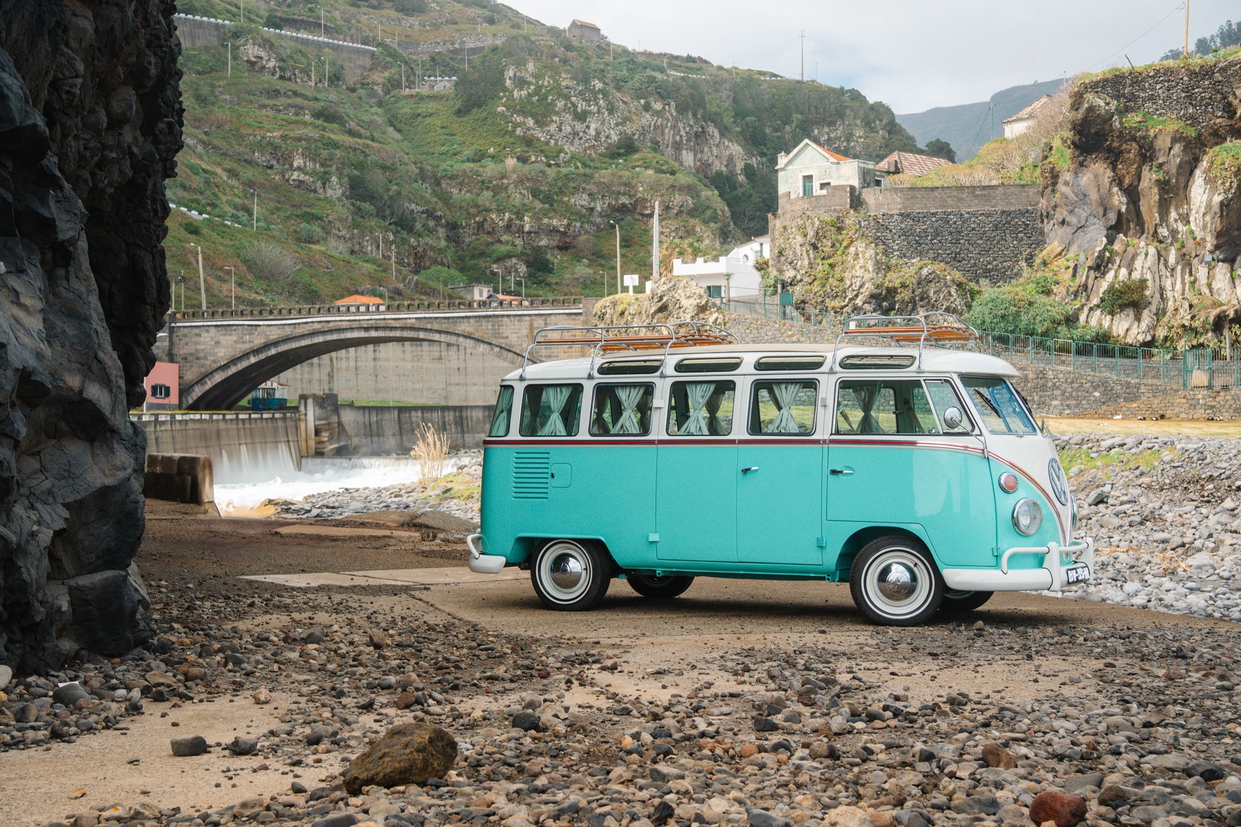 Kombi With Us